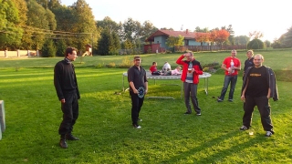 http://baskytara.com/img/m/2/t/p185lklkjd12kab18hqm1bf51ul8h.jpg
