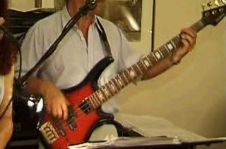 http://baskytara.com/img/m/4302/t/p1834dffbv1g59msc1m9b96240k3.jpg