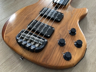 https://baskytara.com/img/m/2556/t/p1f2epgp671ukdj081hg114q0tepb.jpg