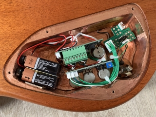 https://baskytara.com/img/m/2556/t/p1gemimb8g1snq1gdq175b19di1mm81d.jpg