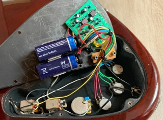 https://baskytara.com/img/m/2556/t/p1h3n4lj9a1ujj16r29a11a3319t91c.jpg