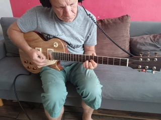 https://baskytara.com/img/m/3153/t/p1i7bdt17u1blsnm02lrmueq22v.jpg